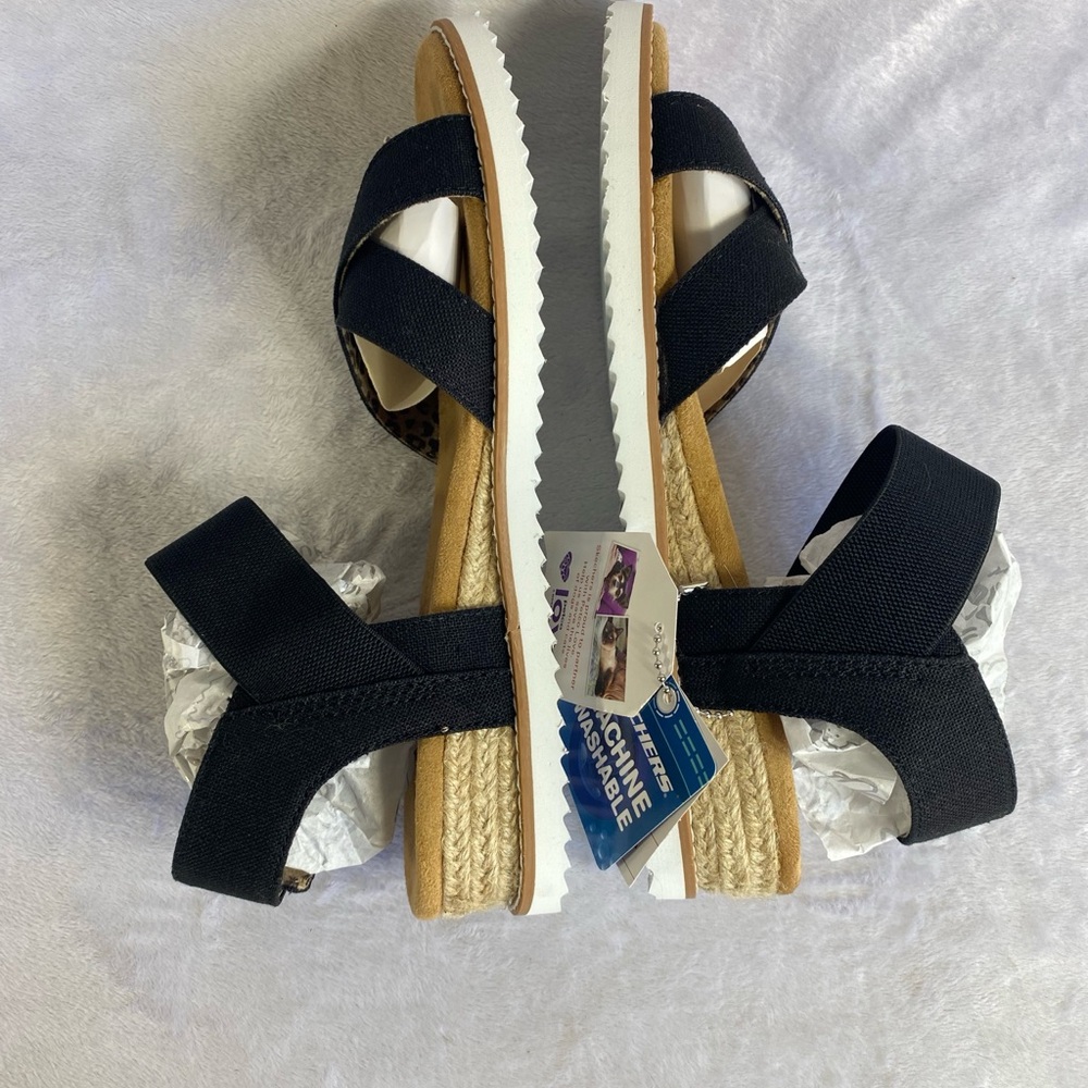 Skechers Women's Bobs Desert Kiss Secret Picnic Strappy Sandals Black Sz 8.5 NWT - Picture 7 of 11